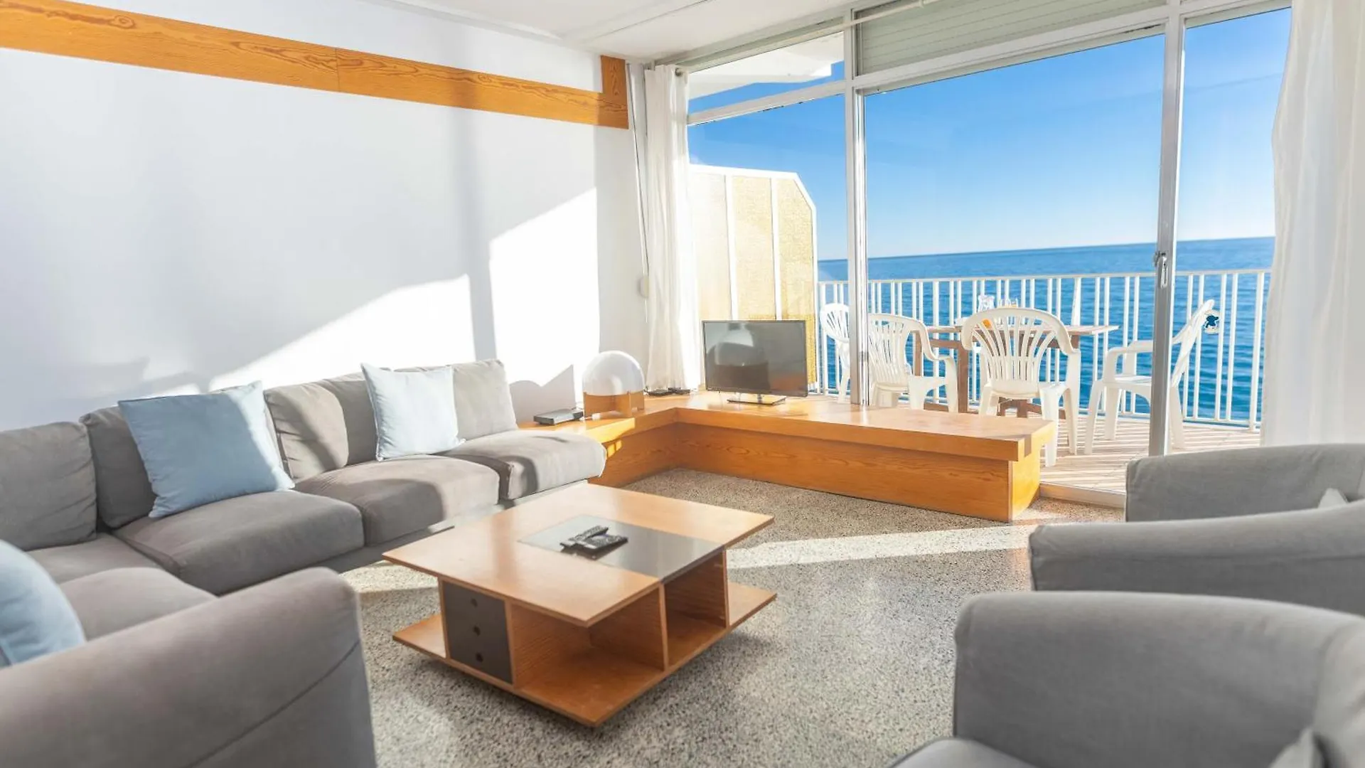 Lejlighed Suitur Apartamento Frente A La Playa De Calafell